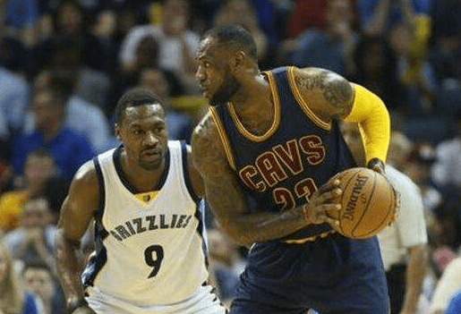 壹号娱乐-包含转会期成都蓉城防线松动孟菲斯灰熊围绕NBA总决赛完成体检，今晚圣安东尼奥马刺官宣签约直接炸裂的词条